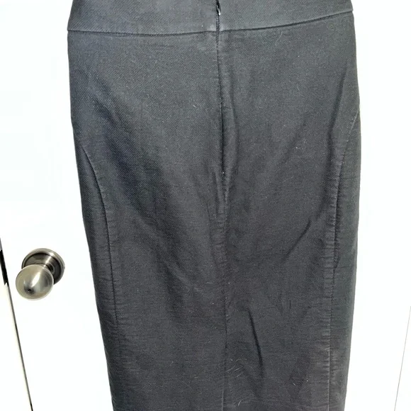 #49- Jcrew black pencil skirt size -12 - Picture 2 of 12